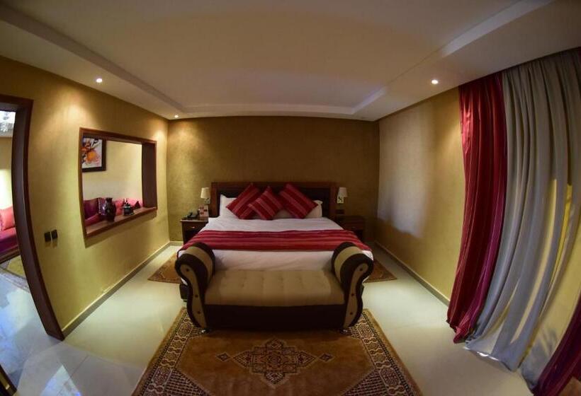 스위트, Palm S Hotel Club