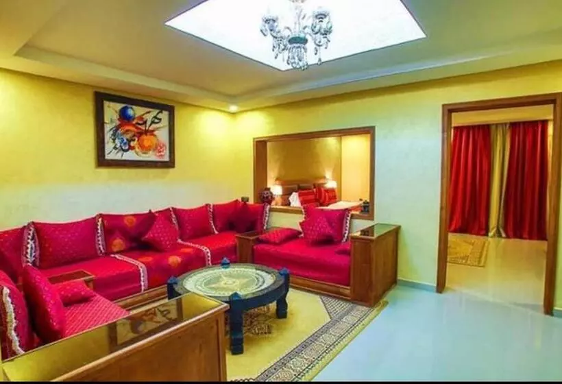 スイート, Palm S Hotel Club