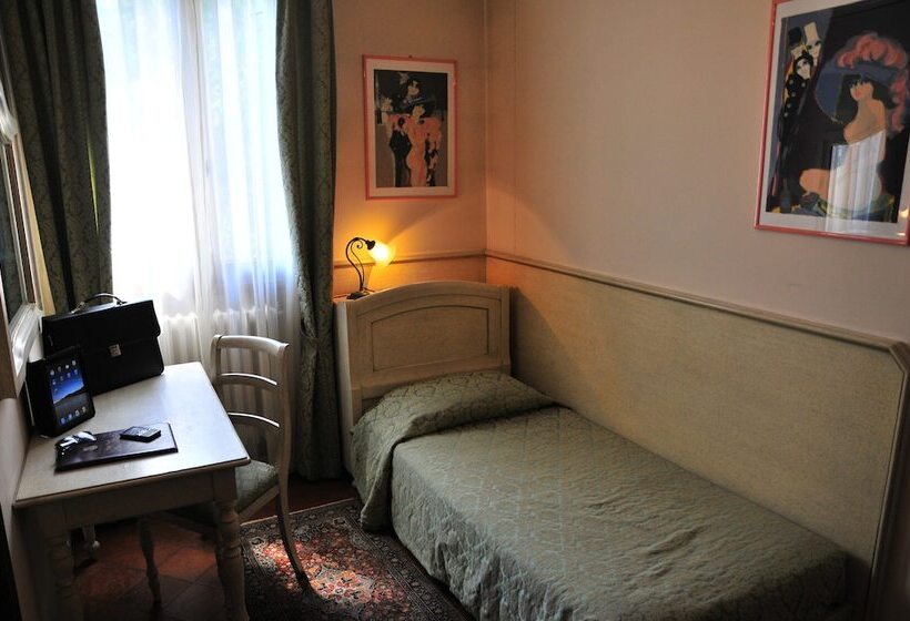 غرفة قياسية فردية, Park Hotel Villa Giustinian