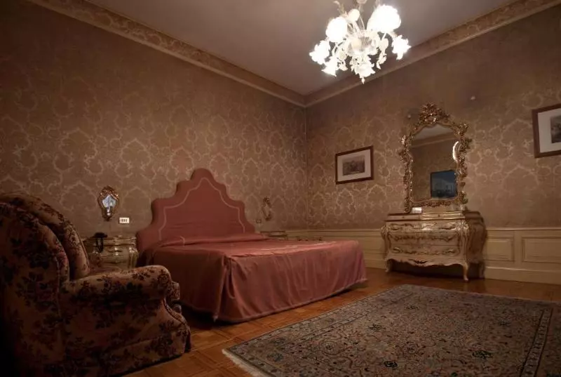 سوییت, Park Hotel Villa Giustinian