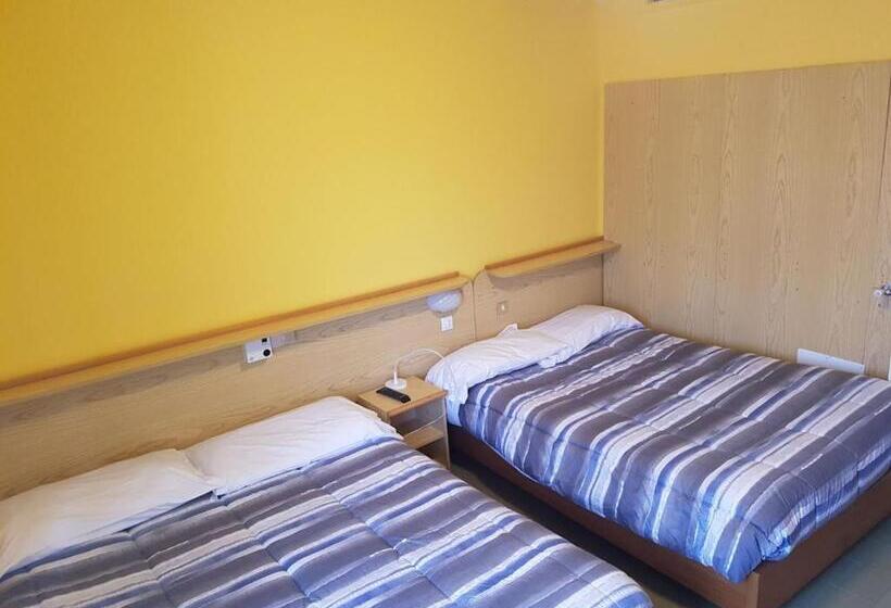 经济型三人房间, Puntabella