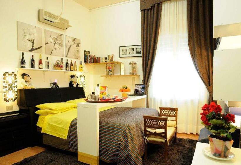 带海景的标准房, Puntabella