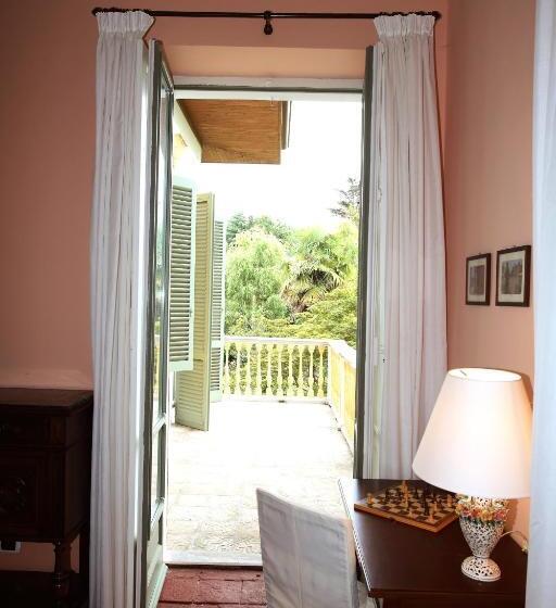 套房, Villa d'Azeglio