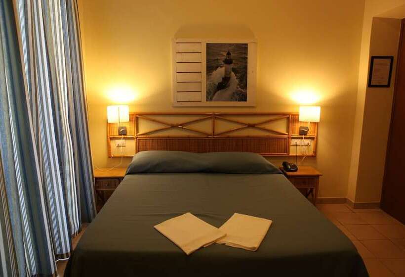 اتاق کلاسیک چهارنفره, Villa Giulia