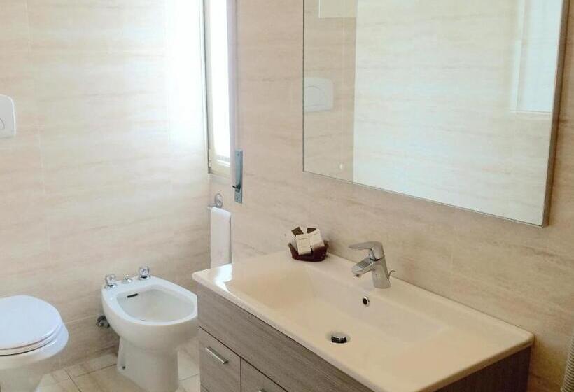 اتاق استاندارد سه نفره, Park Hotel Castello