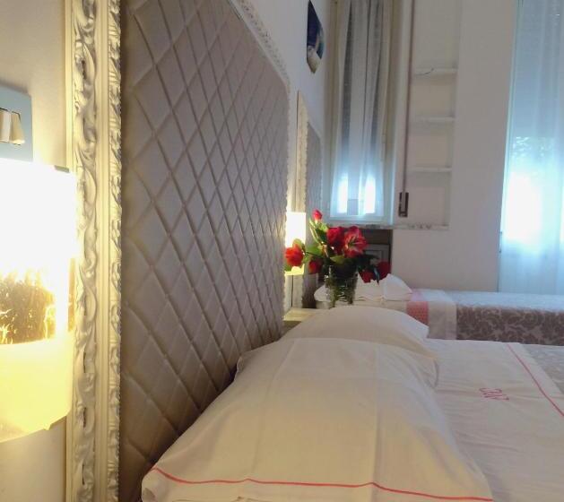 اتاق استاندارد سه نفره, Park Hotel Castello