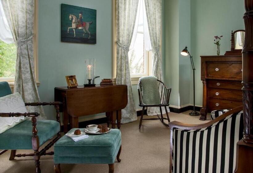 חדר דלוקס עם מיטת קינג, Rachael S Dowry Bed And Breakfast