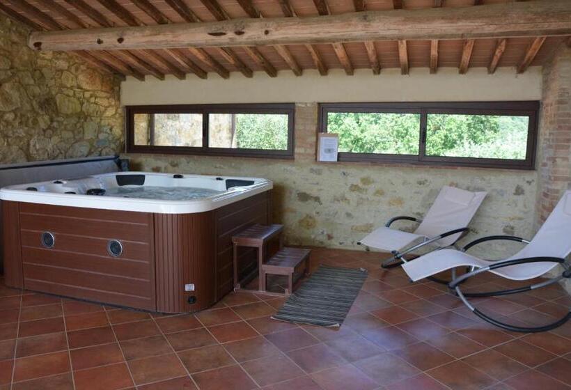 スタンダードトリプルルーム, Casalgallo