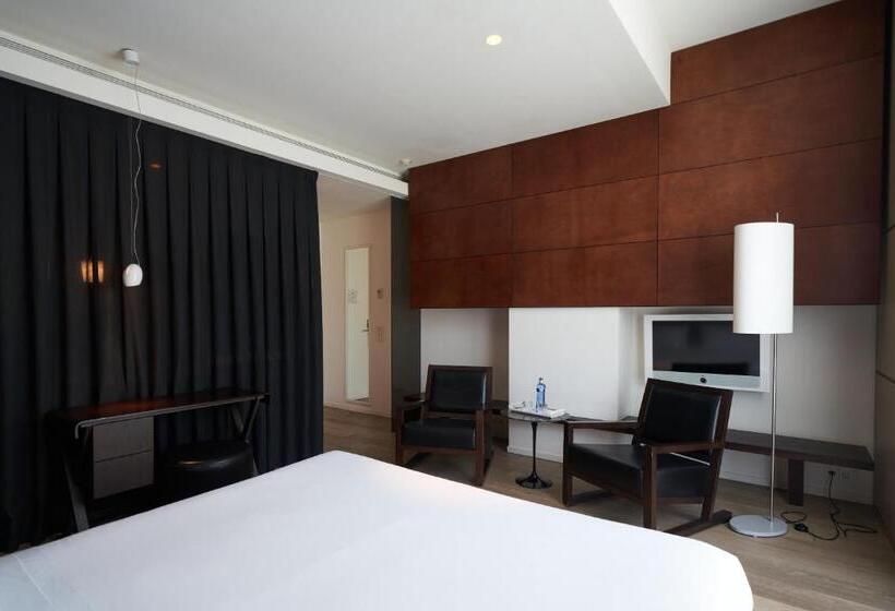 חדר דלוקס, Mercer Casa Torner I Guell