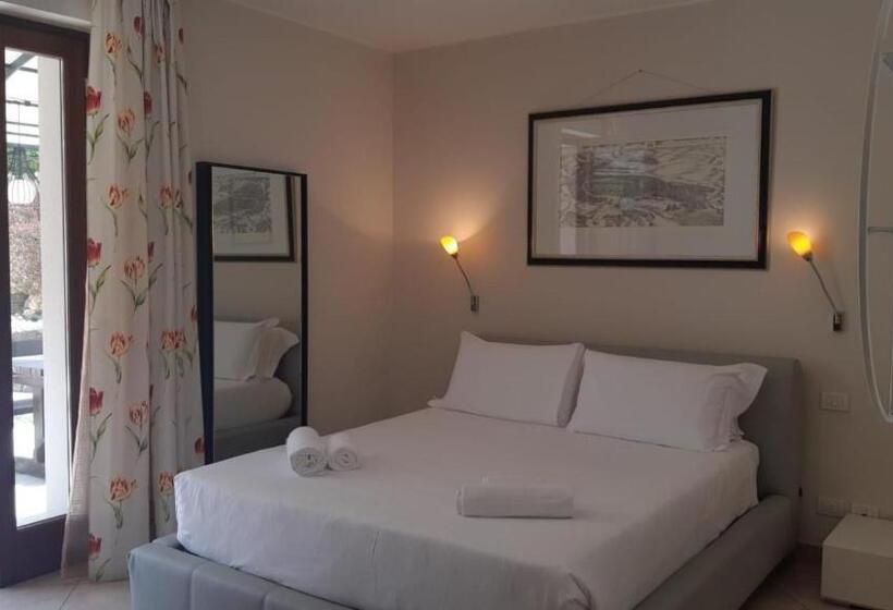 Номер Стандарт с Террасой, Casaliva Relais