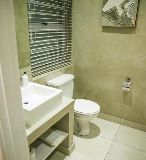 اتاق لوکس, Walmer Manor Guest House