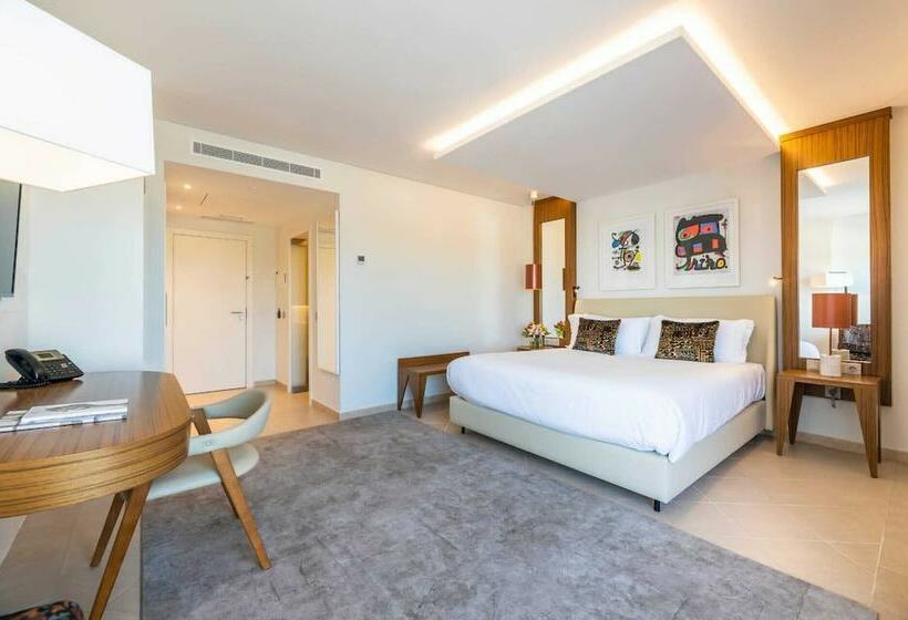 수피리어 룸 풀장 전망, Regency Salgados Hotel & Spa