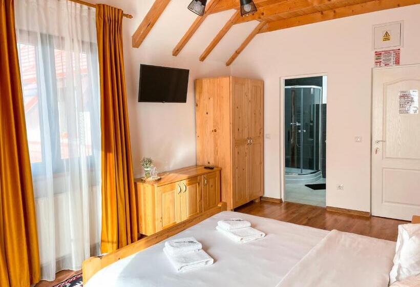 اتاق استاندارد با بالکن, Pensiunea Ocna Maramuresului