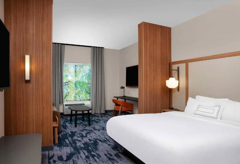 Президентский Люкс, Fairfield By Marriott Inn & Suites Lewisburg