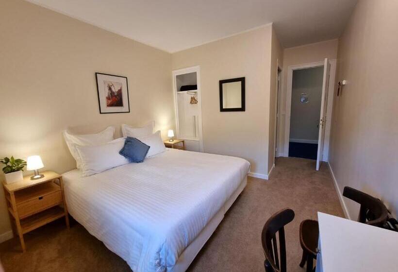 컴포트 룸, Le Rodin Bazas