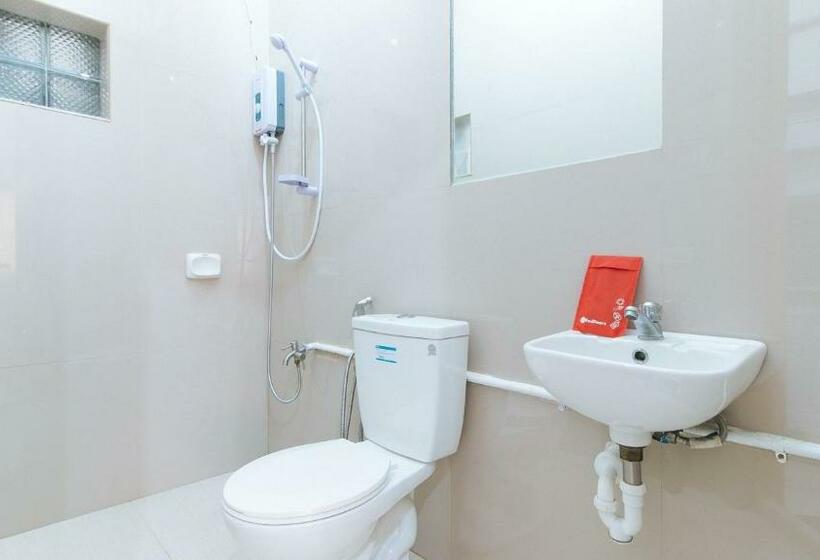 Номер Deluxe, Reddoorz Plus Near Tambo Paranaque