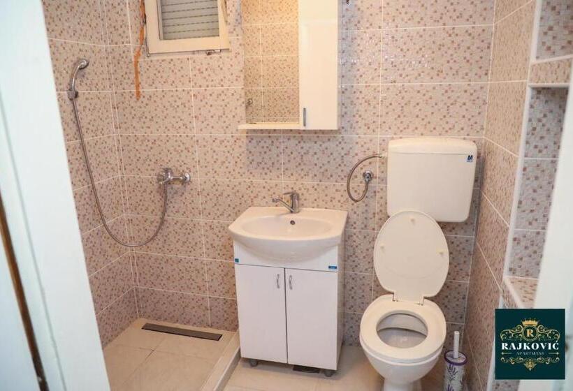 آپارتمان 1 خوابه با چشم‌انداز, Apartmani Rajkovic