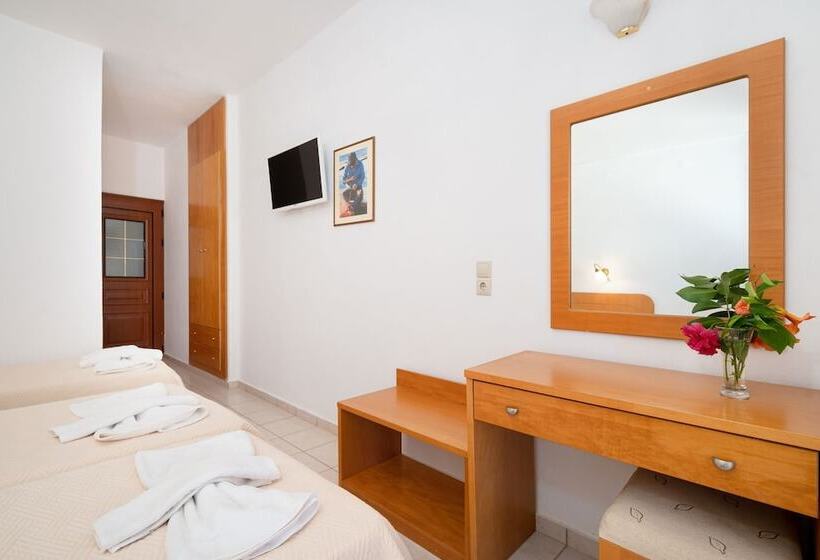 スタンダードトリプルルーム, Adonis