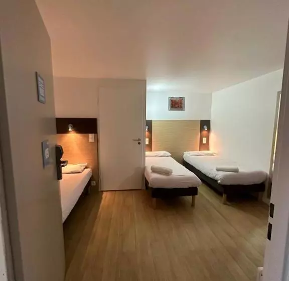 スタンダードトリプルルーム, Fasthotel Roissy Cdg Sud   Claye Souilly