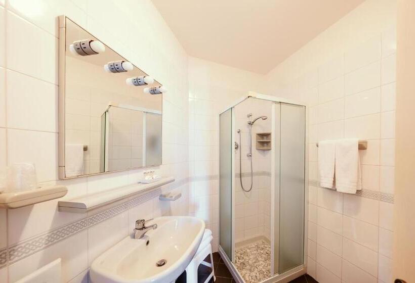 Номер Стандарт с Балконом, Antonella