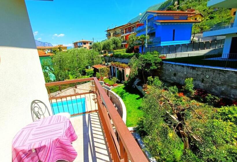 Номер Стандарт с Балконом, Antonella