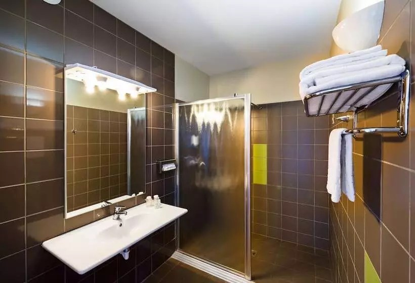 スタンダードトリプルルーム, B&b Hotel Aubagne Gémenos