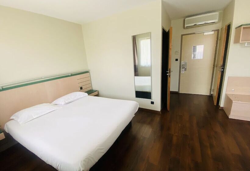 标准三人间, B&b Hotel Aubagne Gémenos