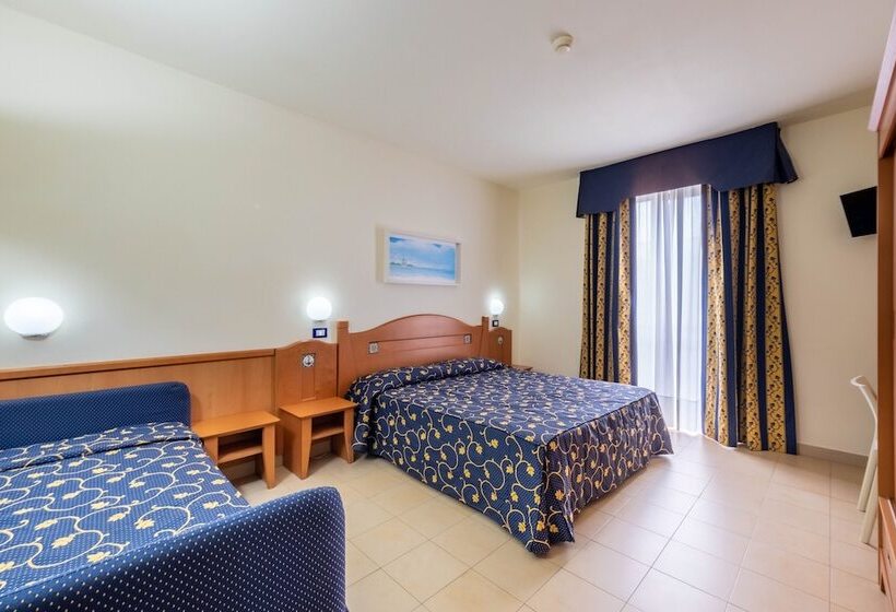 Номер Стандарт Трехместный, Blu Salento Village