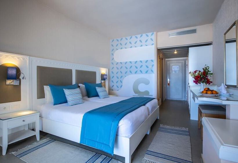 Трехместный Номер Стандарт Вид на Сад, Calimera Yati Beach All Inclusive