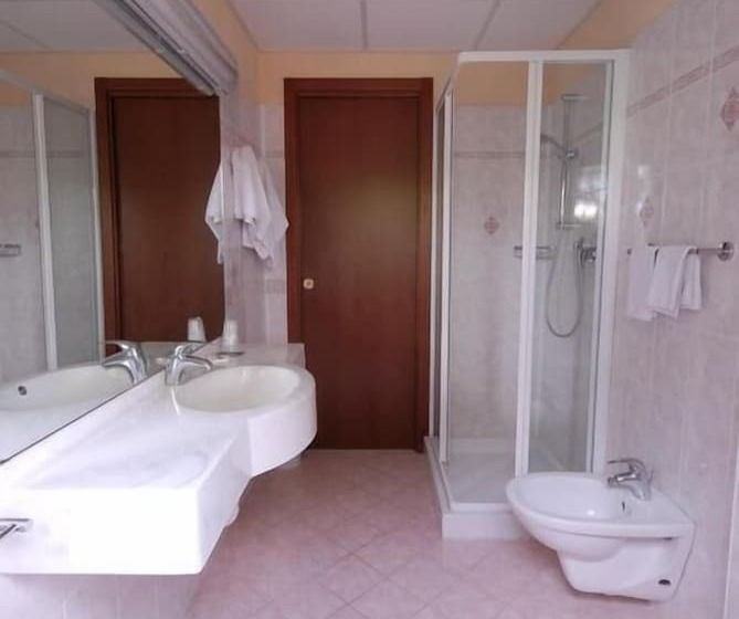 스탠다드 트리플 발코니 룸, Costa Verde