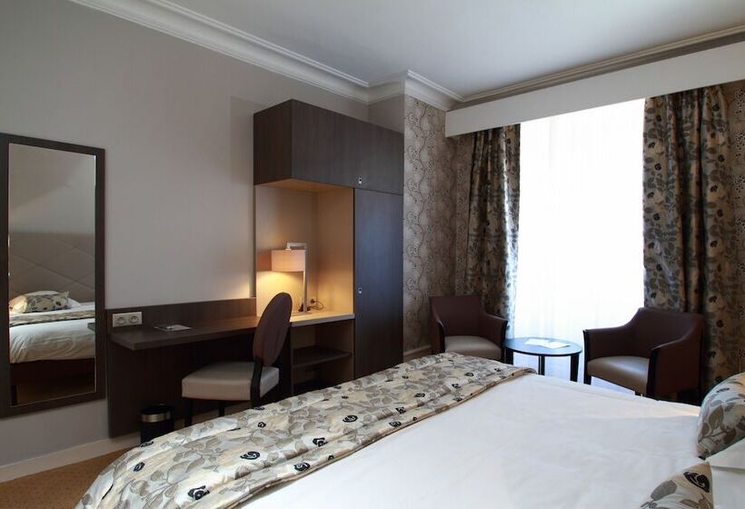 غرفة سوبيريور, Grand Hôtel De L Europe