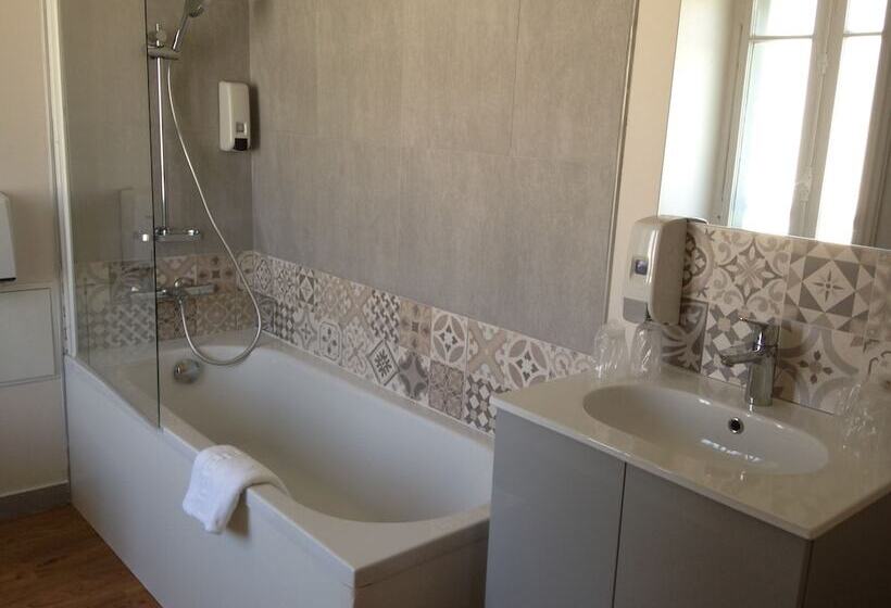 غرفة عائلية, Grand Hôtel De L Europe