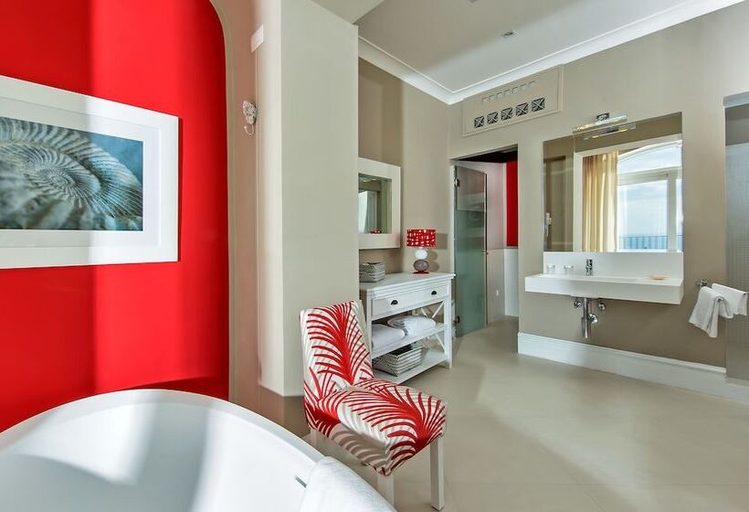 オーシャンビュースイート, Della Piccola Marina