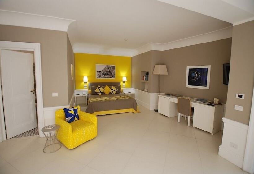 景色の見えるジュニアスイート, Della Piccola Marina