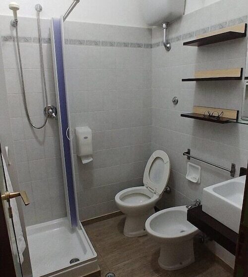 غرفة قياسية فردية, Gabbiano