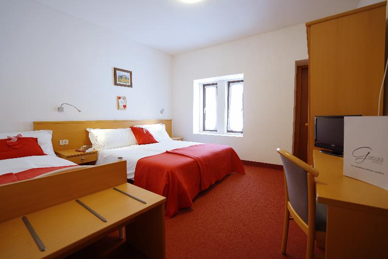 اتاق استاندارد چهار تخته, Gh Hotel Piaz