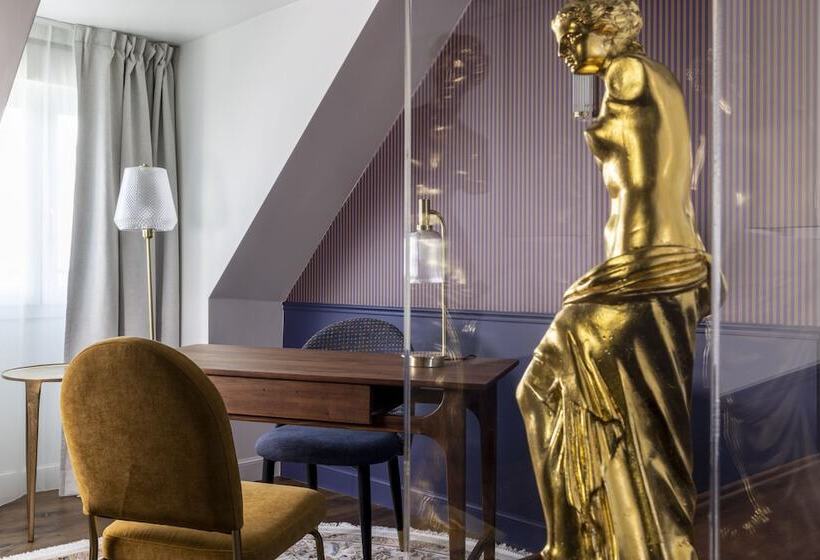 ジュニアスイート, Louis Ii