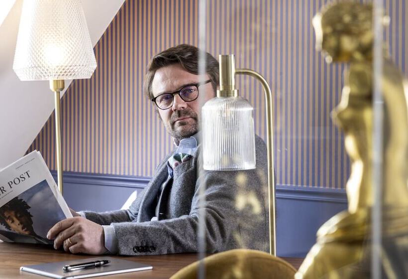 ジュニアスイート, Louis Ii