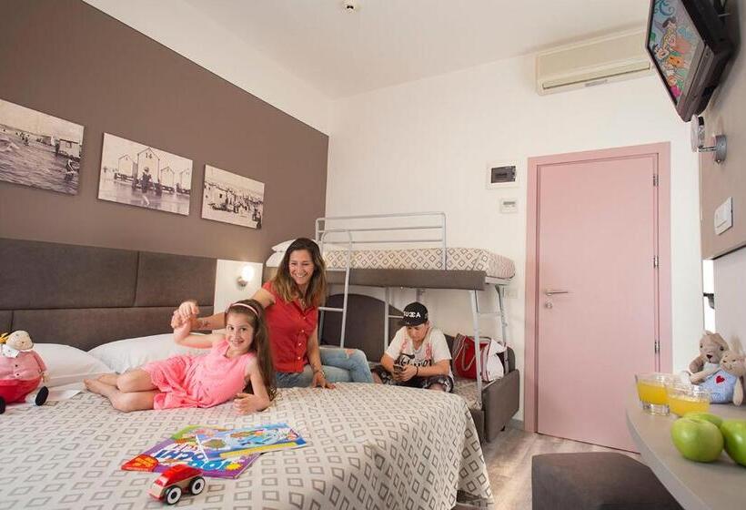 Семейный Номер Superior, Marcus