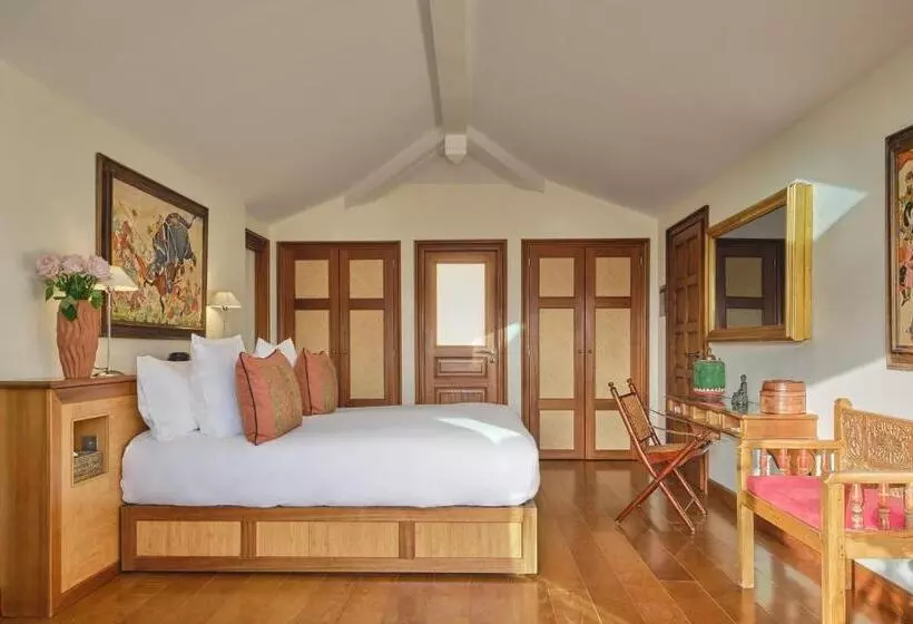 Suite with Terrace, Airelles Pan Dei Palais
