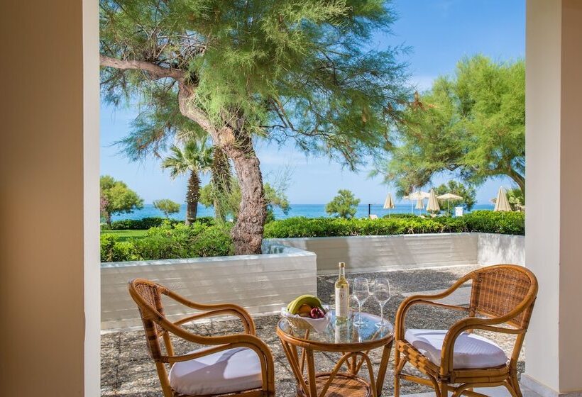 غرفة عائلية, Rethymno Palace