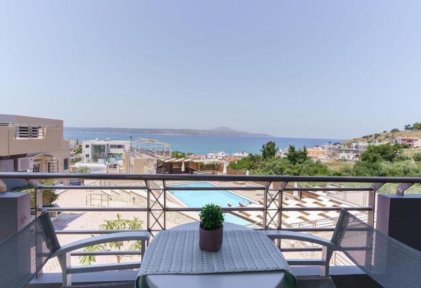 غرفة سوبيريور مطلّة علي البحر, Sunrise Suites & Apartments