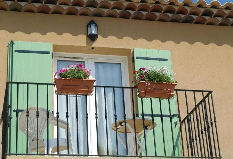 Comfort room with balcony, Terriciae Maussane