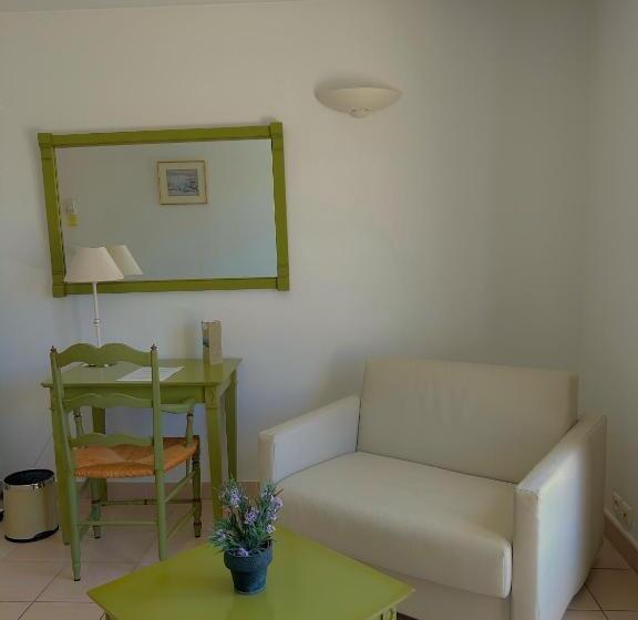 디럭스 룸, Terriciae Maussane