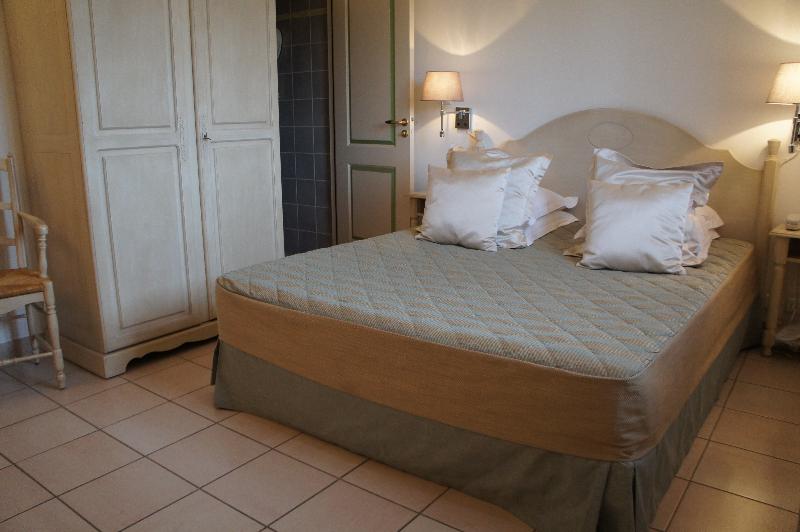 수피리어 룸, Terriciae Maussane