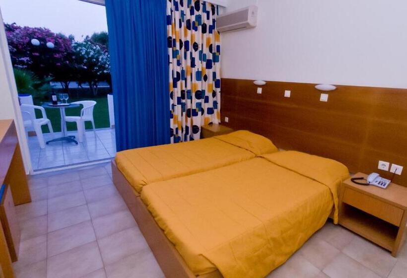 Quarto Estandar Vista Jardim, Tigaki S Star