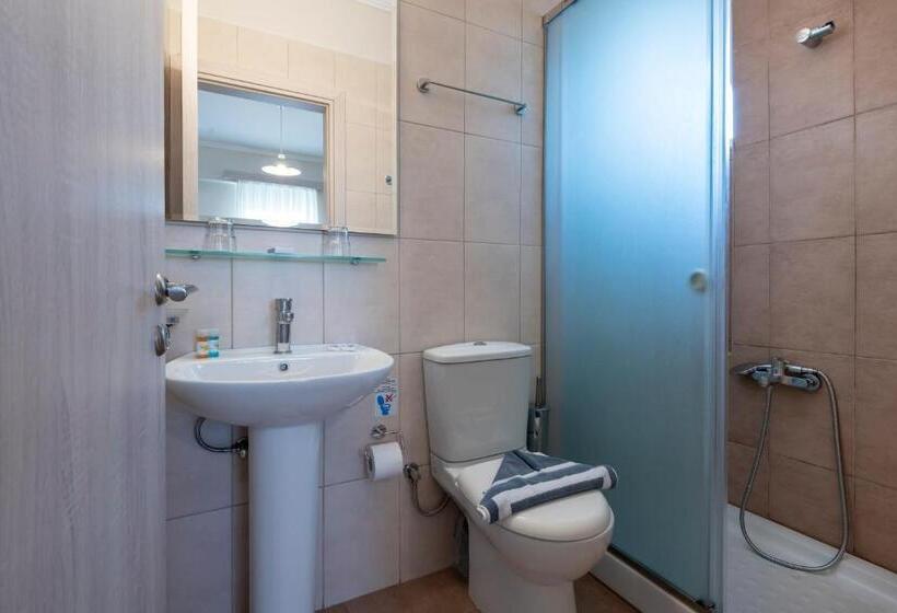 استودیوی لوکس, Tigaki S Star