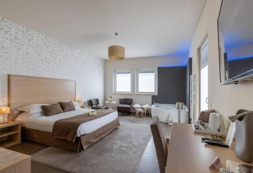 Люкс с гидромассажем, Torre Del Sud