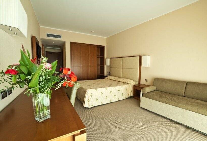 חדר סטנדרט לארבעה, Villaggio Club Altalia