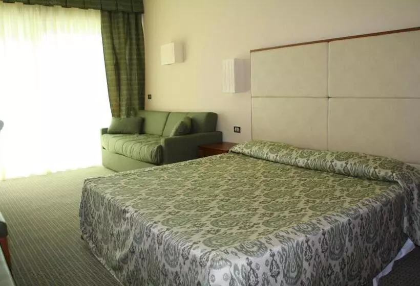 スタンダード4人部屋, Villaggio Club Altalia